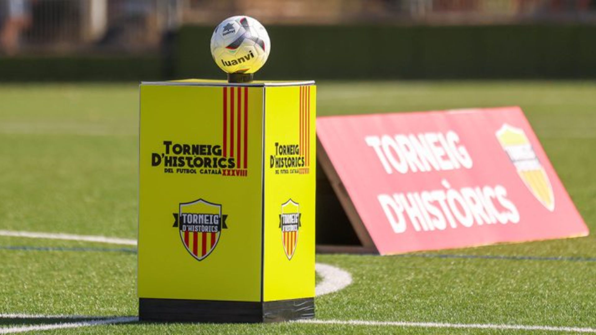 Només un equip barceloní entre els sis que participen en el Torneig d'Històrics femení 2025 | Torneig d'Històrics