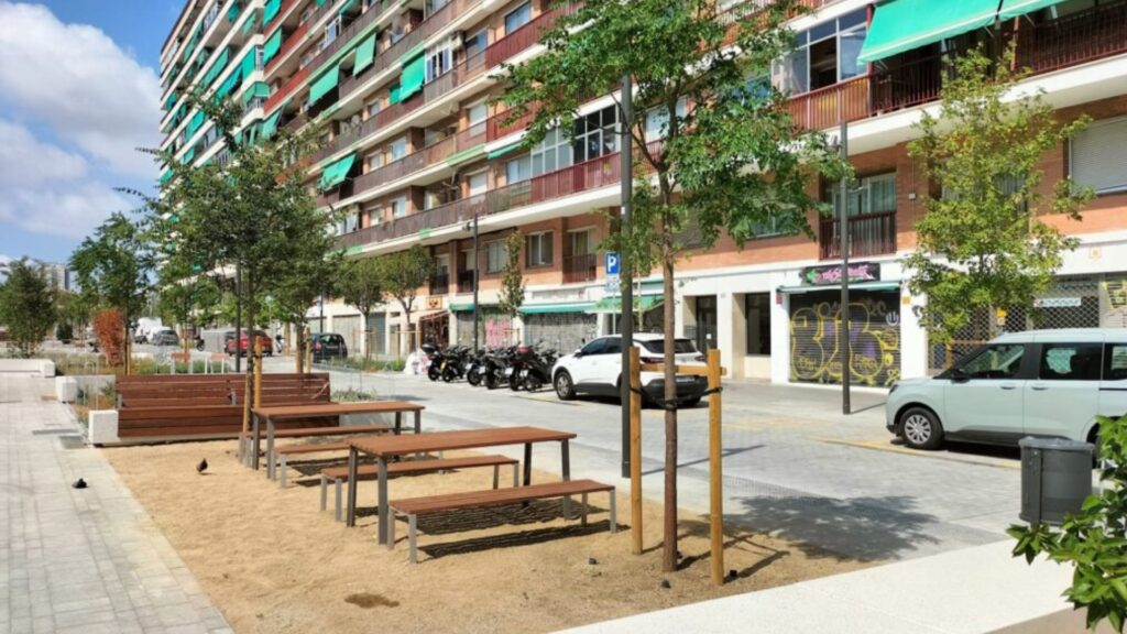 La primera fase de la nova Gran Via, a Glòries, a punt per estrenar-se | Gran Via de les Corts Catalanes, obres, plaça de les Glòries Catalanes