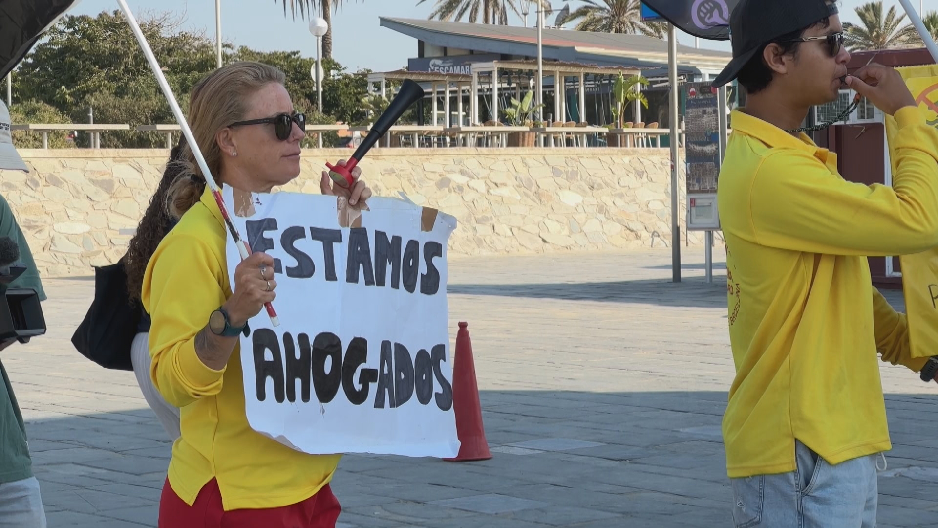 L'oposició demana en bloc a Collboni que comparegui sobre la vaga de socorristes | Ajuntament de Barcelona, estiu, laboral, platges, vaga