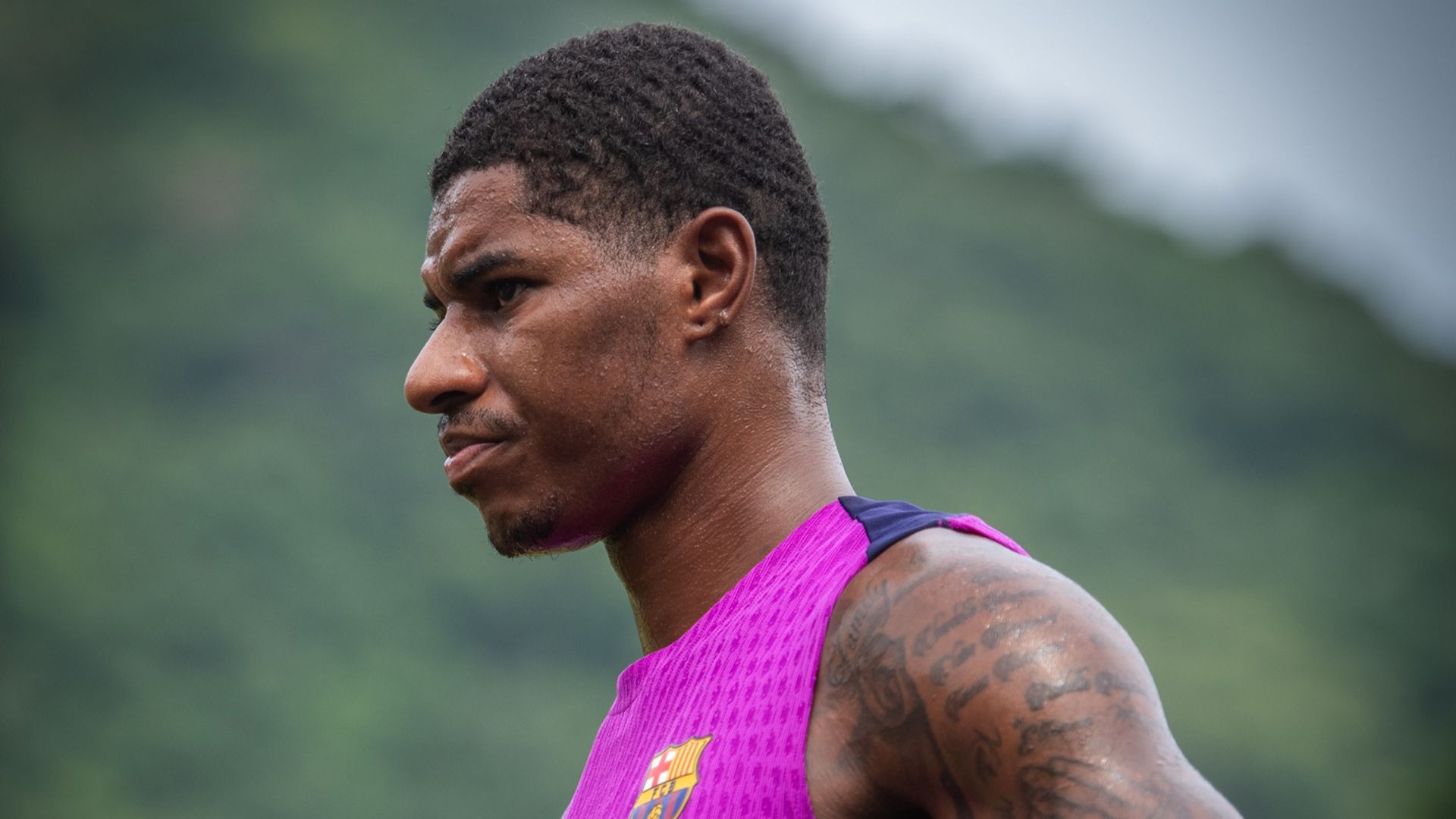 marcus rashford gira asiatica