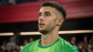 El Barça inscriu Joan Garcia a la Lliga i serà titular contra el Mallorca