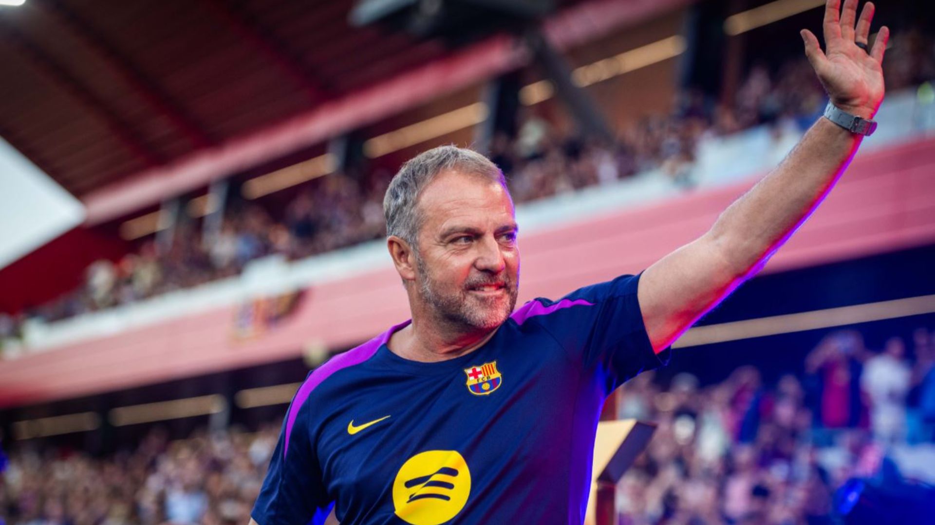 La UEFA suspèn la sanció a Hansi Flick, que podrà dirigir el Barça davant el Newcastle | Champions League, FC Barcelona