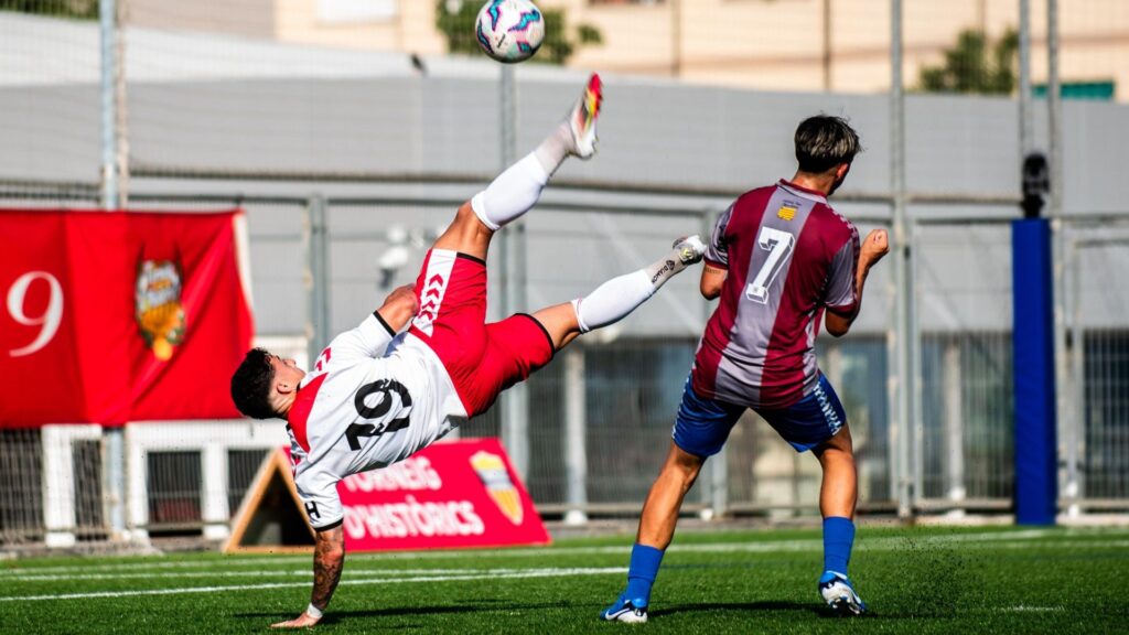 L'Europa queda eliminat de l'Històrics i Aday qualifica de vergonyosa l'actuació de l'equip | Primera RFEF, Segona RFEF, Torneig d'Històrics