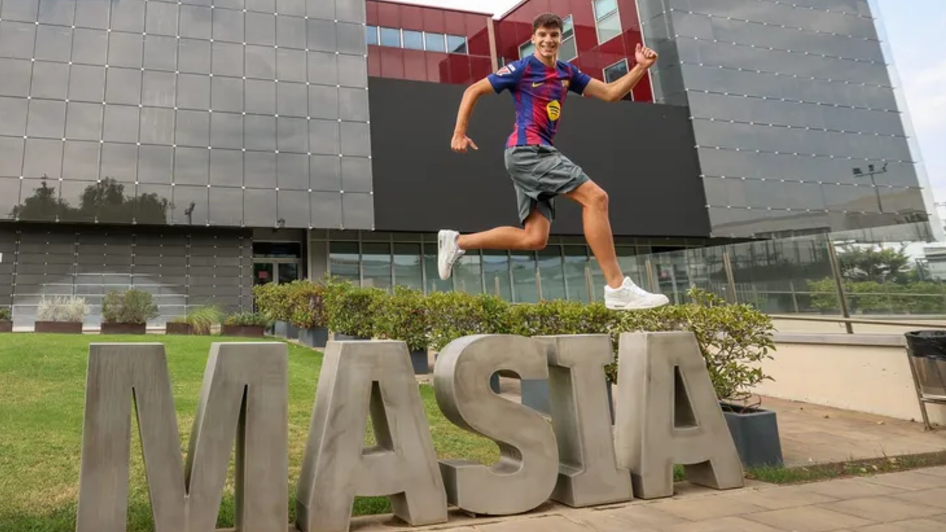 Debut de Jofre Torrents amb el Barça de Flick