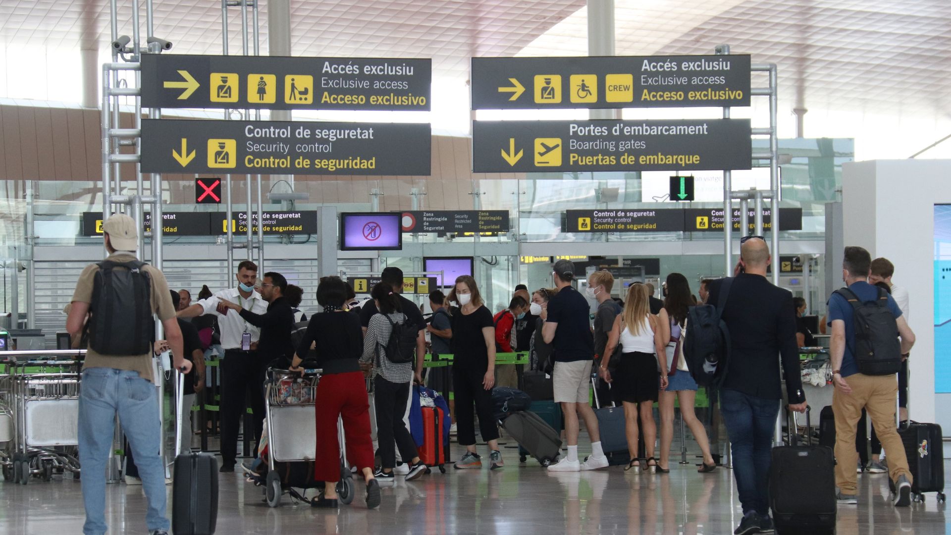 Vaga dels serveis de terra d'una desena d'aerolínies durant els caps de setmana d'agost | Aeroport Josep Tarradellas Barcelona-el Prat, vaga