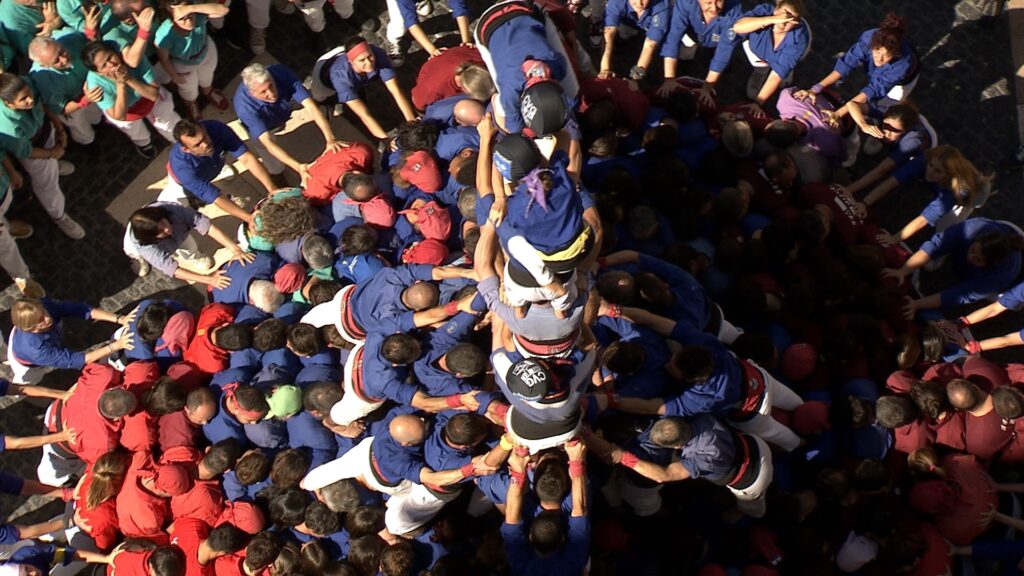 Els Castellers de Sants tornen a coronar una Mercè de 9: així s'ha viscut la diada | castellers, Castellers de Barcelona, Castellers de la Sagrada Família, Castellers de la Vila de Gràcia, Castellers de Sants, Castellers de Sarrià, Castellers del Poble Sec, Colla Castellera de l'Esquerra de l'Eixample, colla castellera Jove de Barcelona, festes de la Mercè