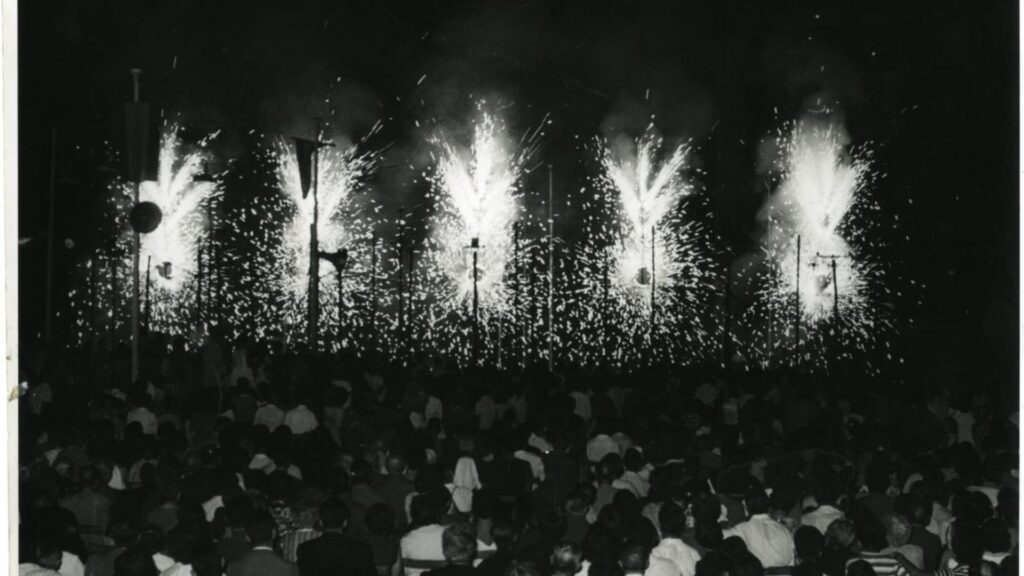 Castellers, gegants i carrers guarnits: els orígens i la història de la Festa Major de la Mercè | cultura popular, festes de la Mercè, festes majors, tradicions