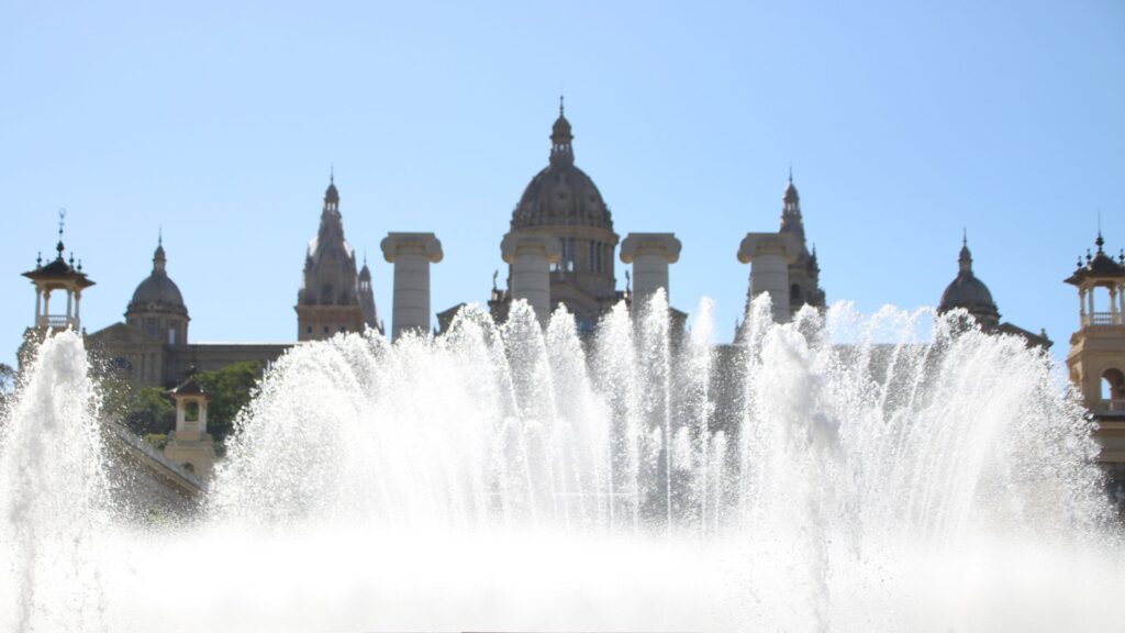 La Font Màgica de Montjuïc torna a brollar després de tres anys aturada per la sequera | aigua, Font Màgica de Montjuïc, sequera