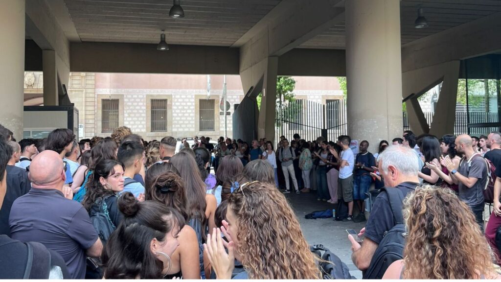 Convoquen concentracions als centres educatius en solidaritat amb Palestina | escoles, Israel, manifestacions a Barcelona, Palestina