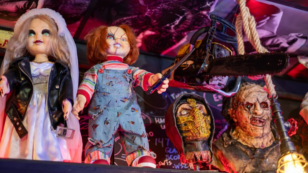 La Caja Negra, un bar terrorífic al cor de Gràcia | bars, begudes alcohòliques, cine, oci nocturn, restauració