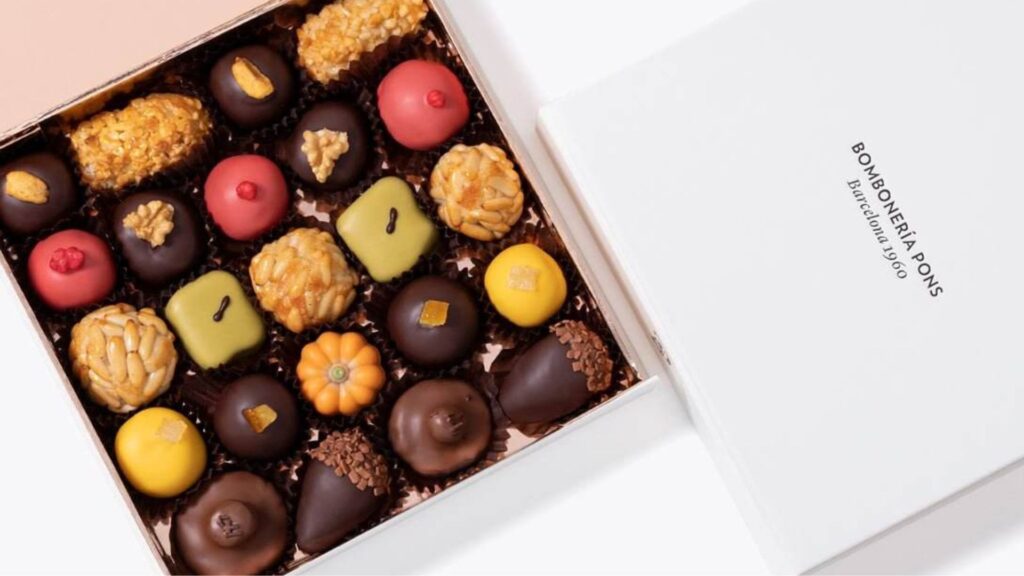 Els panellets més originals: el festuc s'imposa com a nou sabor sense superar els clàssics | pastisseries, tardor, tradicions