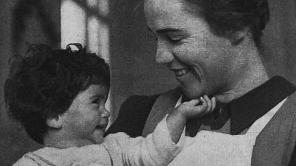 Carrer d'Elisabeth Eidenbenz: l'homenatge de les Corts a la fundadora de la Maternitat d'Elna | dones, memòria històrica, nomenclàtor