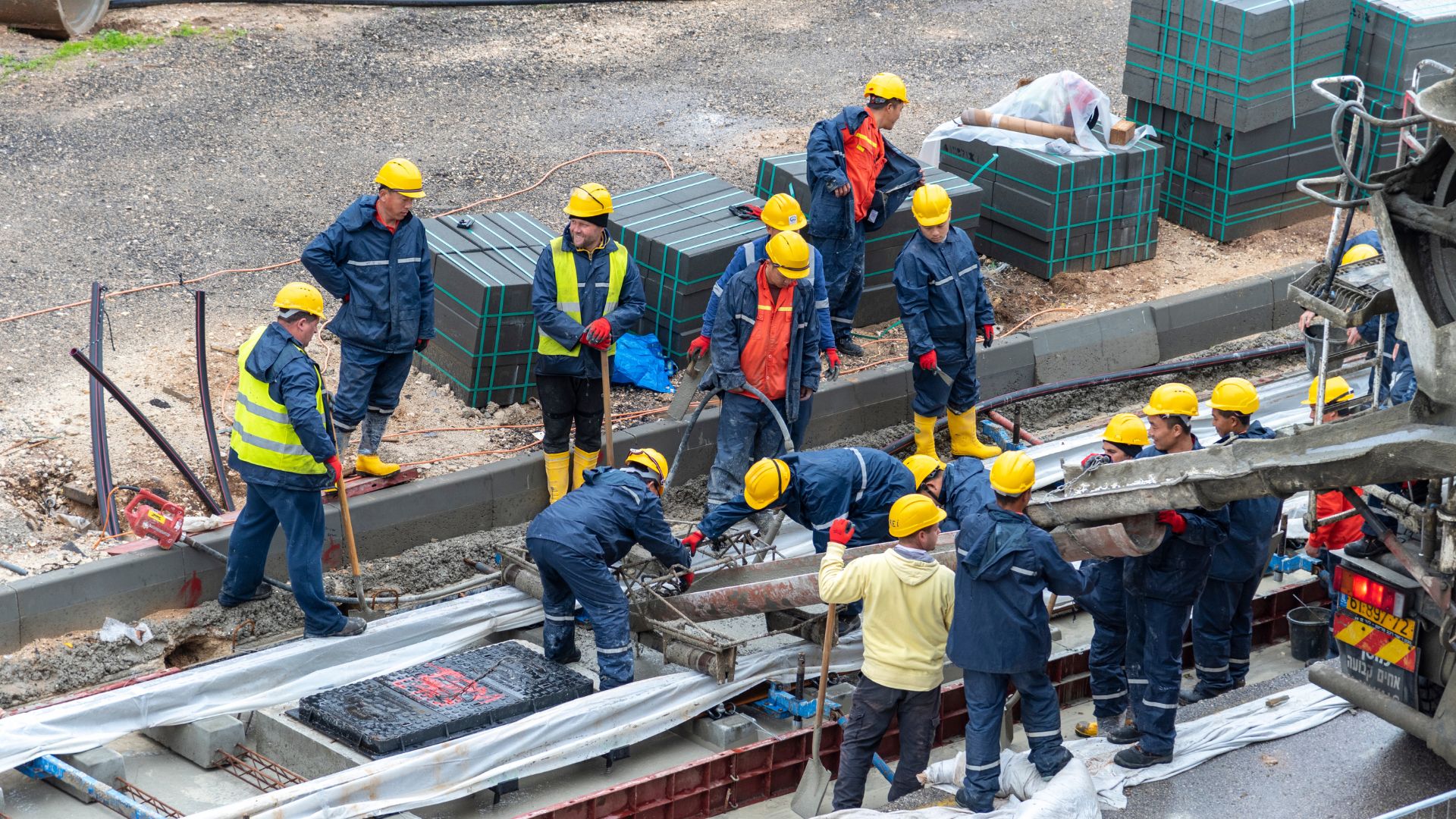 L'ocupació a Catalunya continua batent rècords amb 3,9 milions de treballadors, però l'atur repunta | atur, treballadors