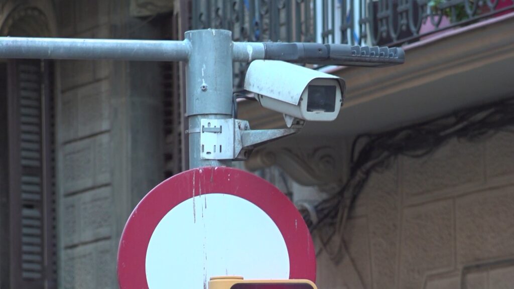 c&agrave;mera seguretat