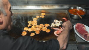 Casa Mari i Rufo, un temple del peix i el marisc a la planxa des de fa més de 40 anys