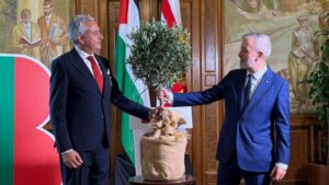 Barcelona firma amb la ciutat palestina de Ramal·lah el primer acord dins del districte 11