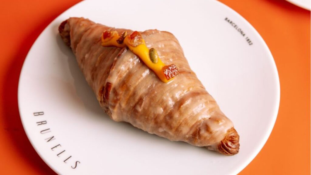 Els panellets més originals: el festuc s'imposa com a nou sabor sense superar els clàssics | pastisseries, tardor, tradicions