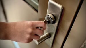 El Govern espanyol es planteja reduir la deducció de l’IRPF als propietaris que apugin el lloguer