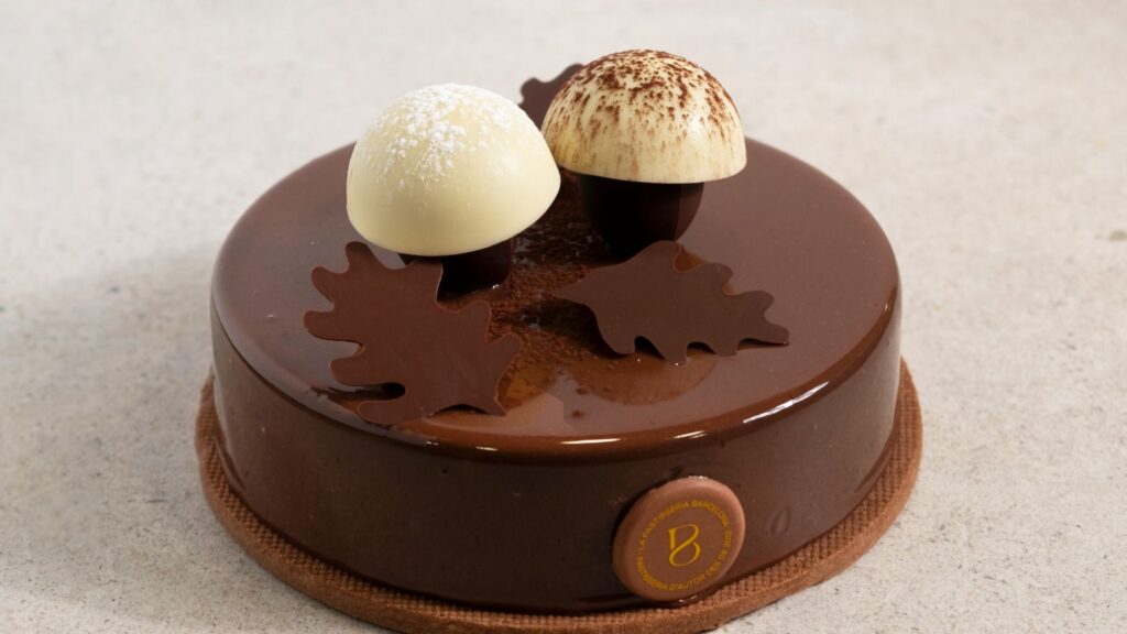 Els panellets més originals: el festuc s'imposa com a nou sabor sense superar els clàssics | pastisseries, tardor, tradicions