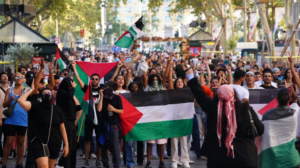 La Taula Sindical de Catalunya crida a mobilitzar-se per la vaga general del 15 d'octubre | mobilitzacions, Palestina, sindicats, vaga general