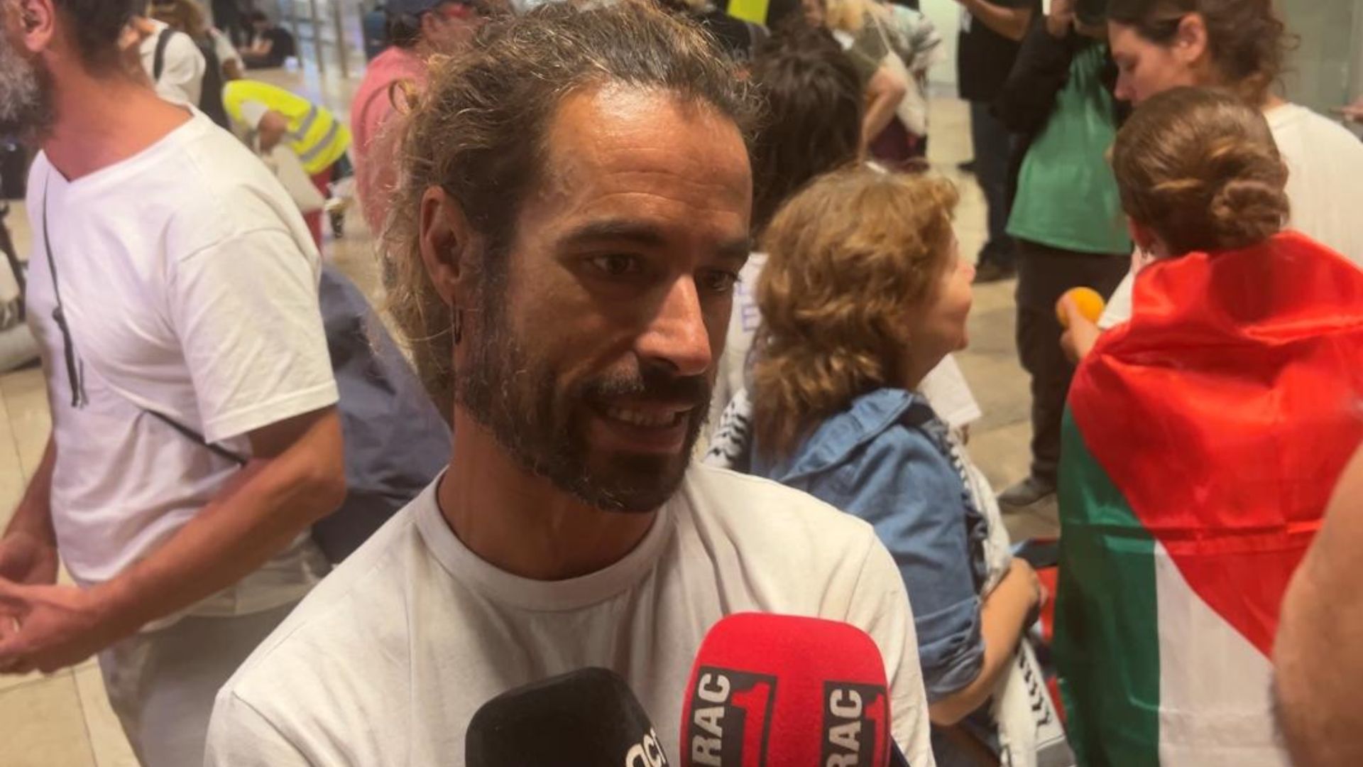 Guillem Esteban membre de la Flotilla arriba a Madrid