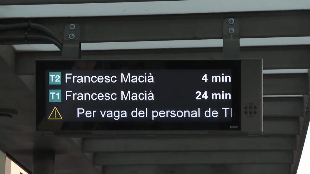 Comença la vaga de cinc dies al Trambaix i el Trambesòs per la negociació del conveni | Trambaix, Trambesòs, tramvia, treballadors, vaga