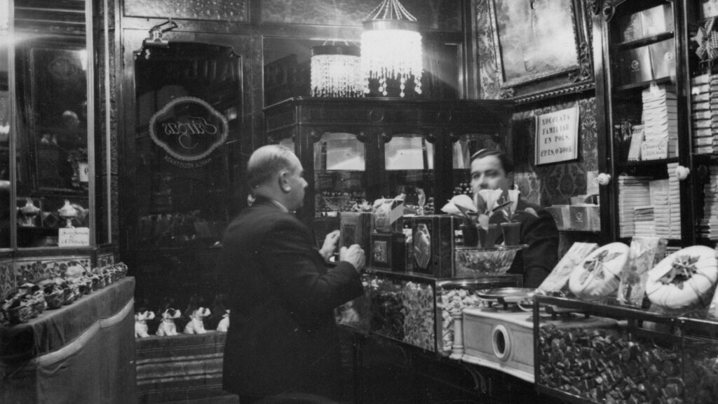 Relleu garantit a Xocolates Fargas, que fa xocolata a la pedra des del 1827 al Gòtic | Establiment emblemàtic, pastisseries, patrimoni