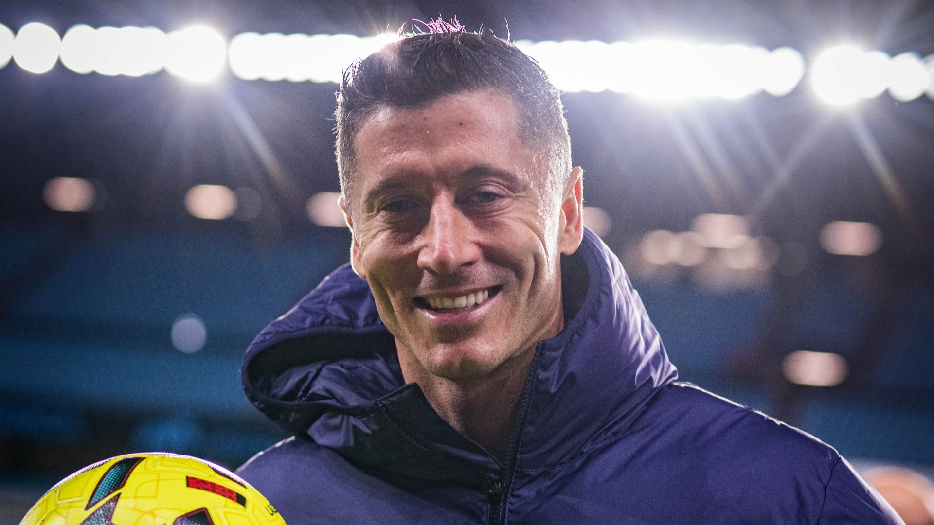 Robert Lewandowski, de rècord en rècord | FC Barcelona, Robert Lewandowski