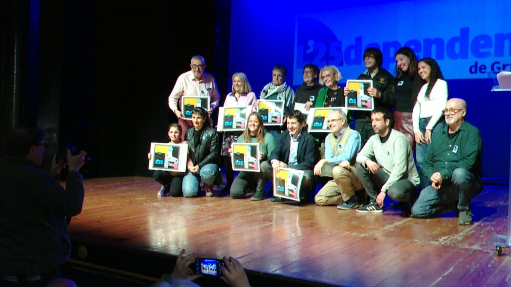 'L'independent de Gràcia', 25 anys informant a peu de carrer | disseny gràfic, entitats, periodisme, premsa, publicitat