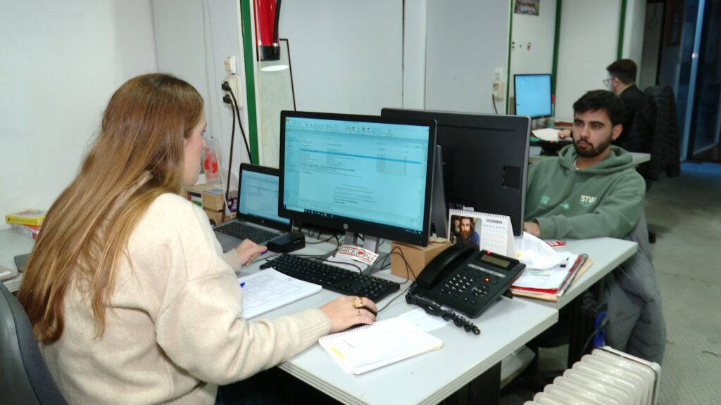 'L'independent de Gràcia', 25 anys informant a peu de carrer | disseny gràfic, entitats, periodisme, premsa, publicitat