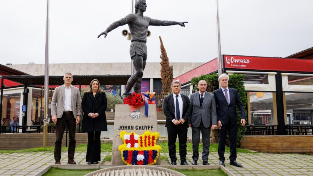 Laporta vol que Messi tingui una estàtua al Camp Nou | Joan Laporta, Leo Messi