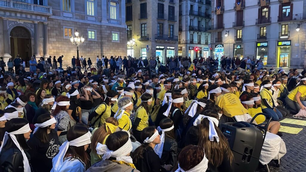 protesta treballadores escoles bressol Barcelona, a la plaça de Sant Jaume