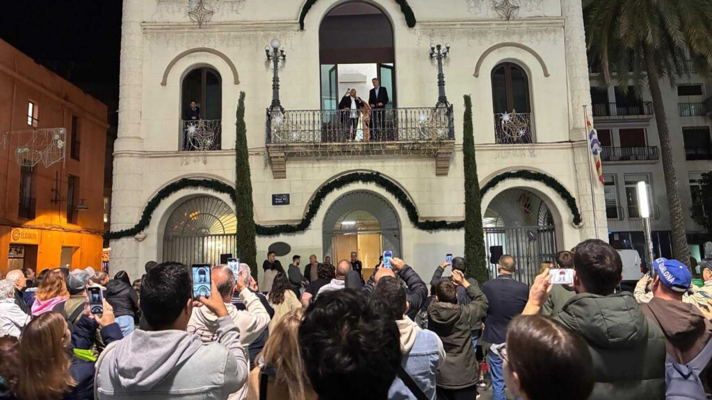Manolo González rep l'homenatge de la ciutat de Badalona | homenatge
