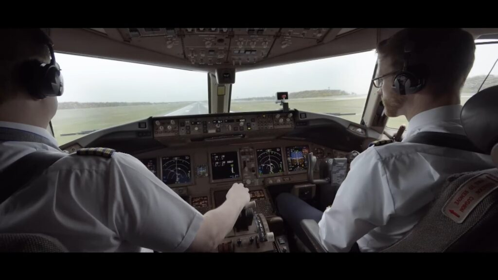 Clau a l'aire i vital a terra: com es gestiona la meteorologia a l'aeroport? | Aeroport Josep Tarradellas Barcelona-el Prat, meteorologia