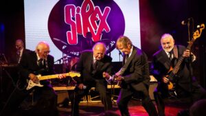 El mític grup Los Sírex desplega els seus grans èxits en un concert a la Sala Apolo