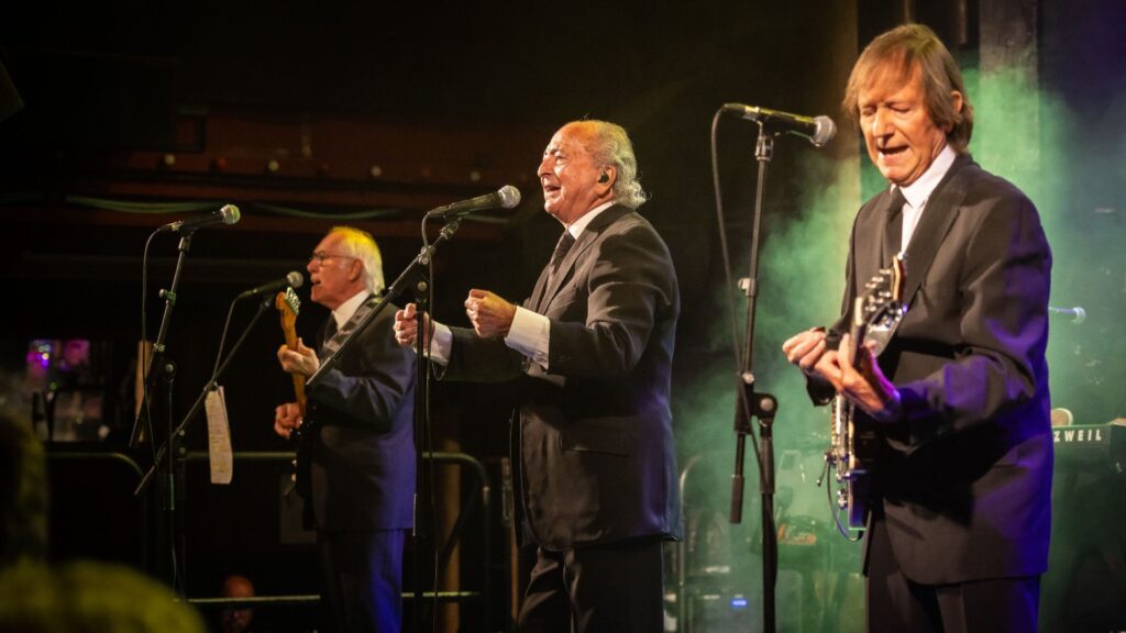 El mític grup Los Sírex desplega els seus grans èxits en un concert a la Sala Apolo | concerts, Sala Apolo