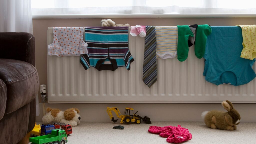 6 errors comuns que poden fer apujar la factura de la calefacció de casa | fred