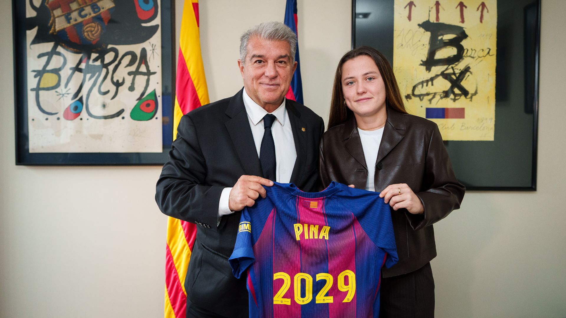 El Barça blinda gol, talent i futur: Claudia Pina renova fins al 2029 | FC Barcelona