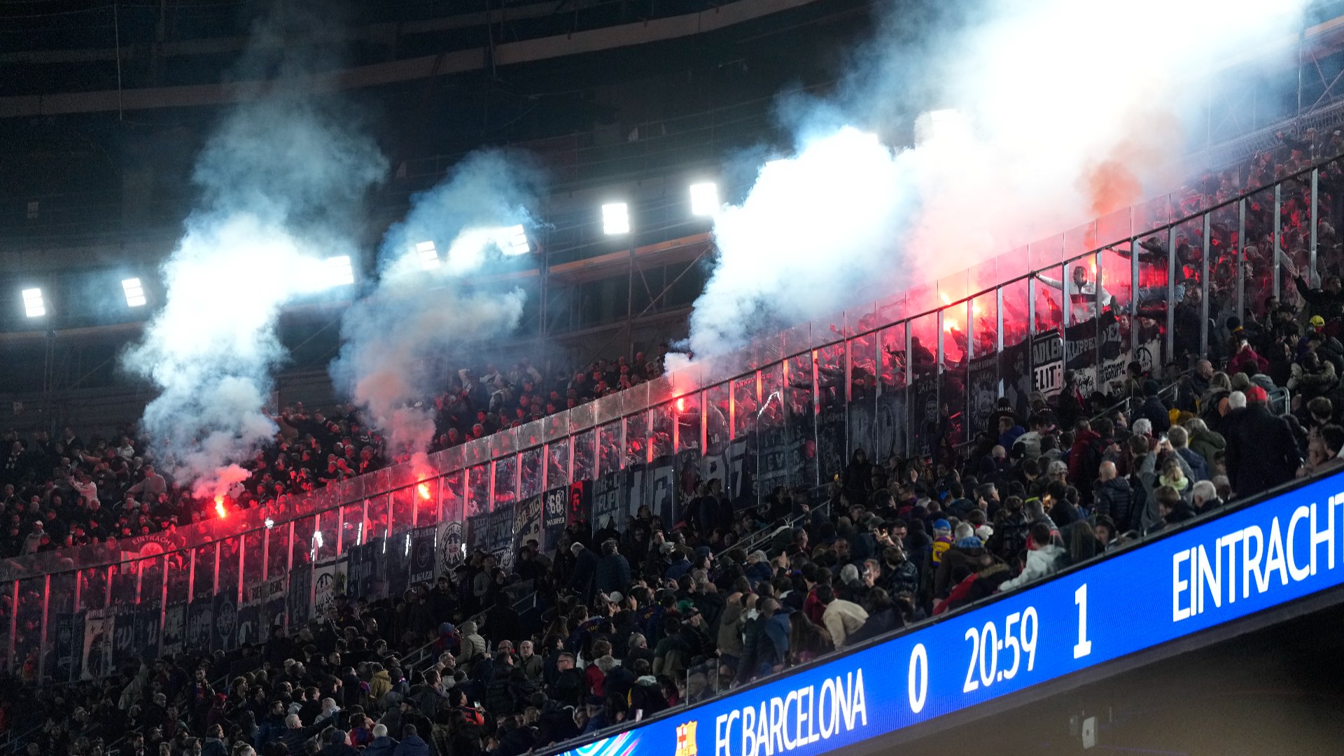 aficionats Eintracht Frankfurt al Camp Nou