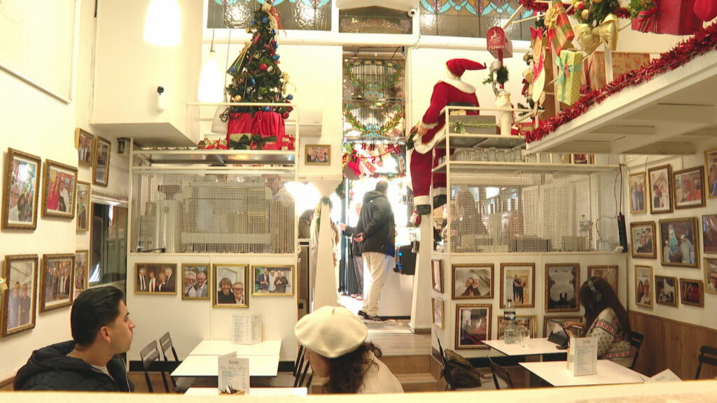 La pastisseria Escribà reobre després de cinc mesos tancada per les obres a la Rambla | Establiment emblemàtic, la Rambla, pastisseries