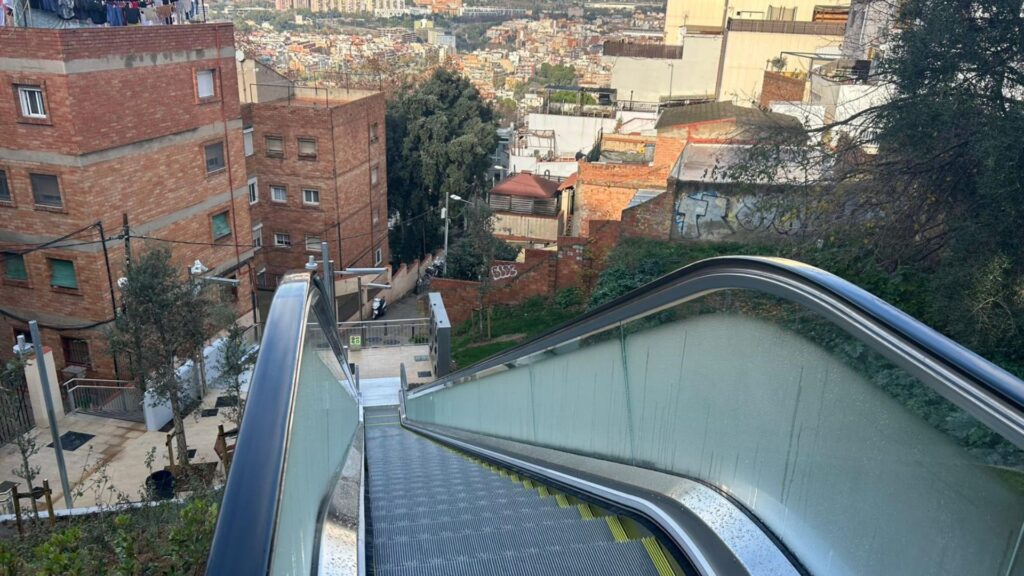 escales mec&agrave;niques del passatge de la Mulassa al Carmel