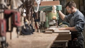 Es busquen candidats per fer el relleu en negocis pendents de jubilació: “És ple d’oportunitats”