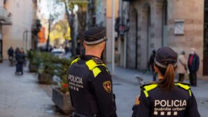 La Guàrdia Urbana demana als agents adreçar-se sempre en català a la ciutadania