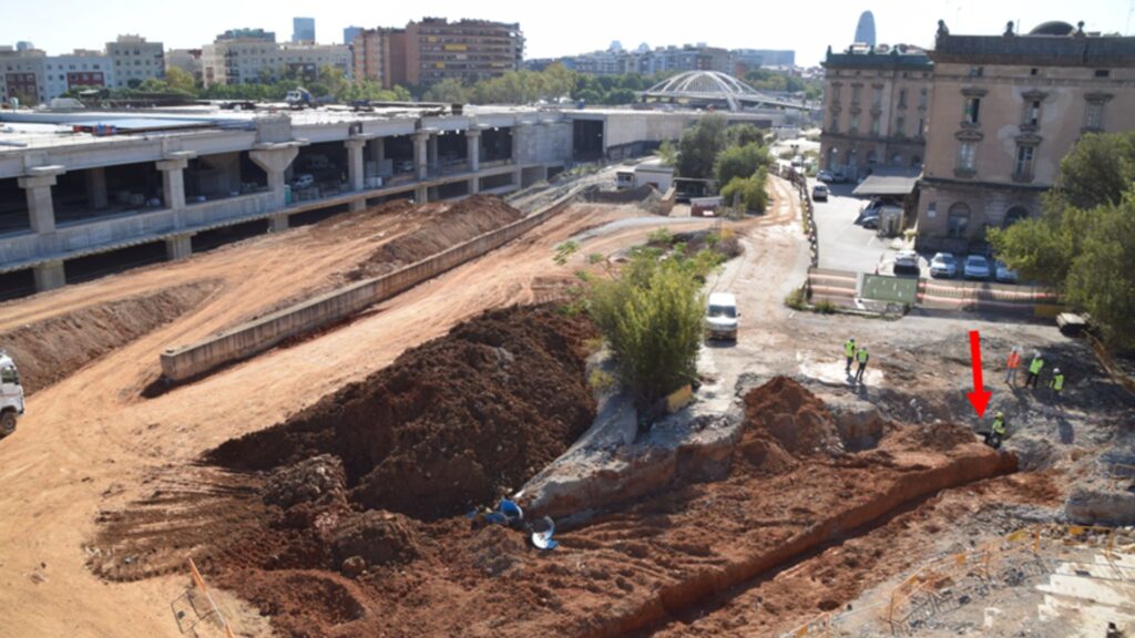 Troballa excepcional a les obres de la Sagrera: un refugi antiaeri ocult des de la Guerra Civil | arqueologia, Barris, estació de la Sagrera, Guerra Civil, obres