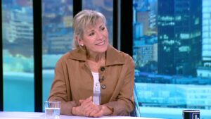 Mari Pau Huguet: “En arribar a Barcelona voltava amb el cotxe per aprendre’m els carrers”