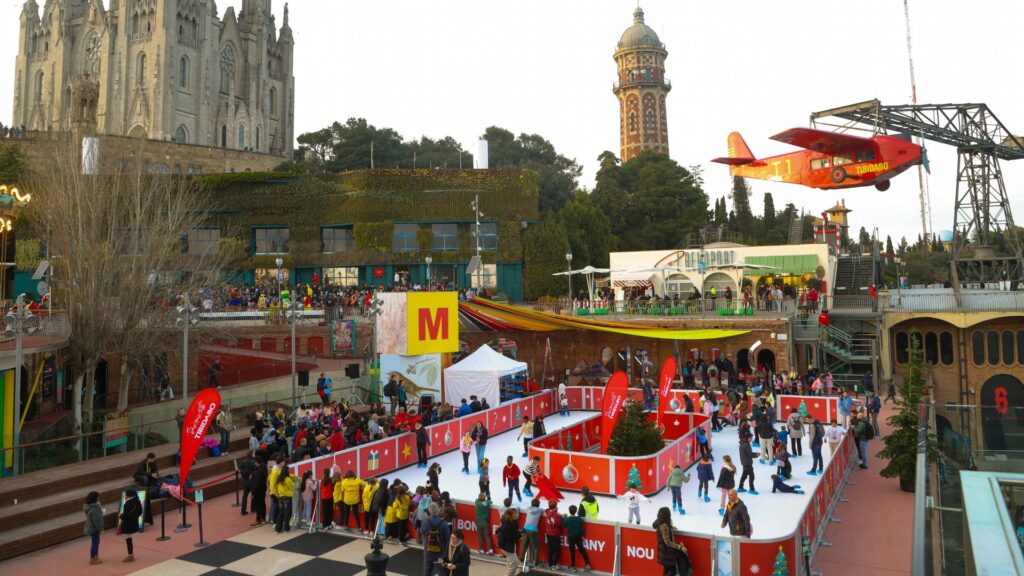 Pistes de gel a Barcelona aquest Nadal 2025: On patinar durant les festes? | Nadal