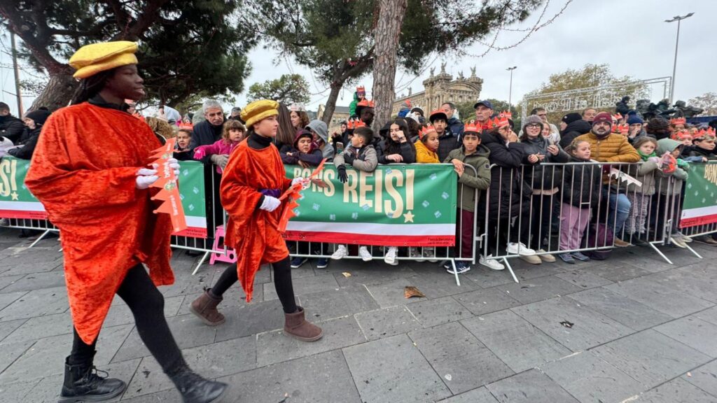 Cavalcada de Reis a Barcelona 2026: rebuda multitudinària a Ses Majestats en una nit màgica | Barcelona, betevé, cavalcada de Reis, Nadal, Reis d'Orient