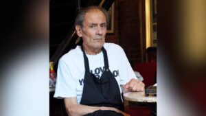 Mor Albert Miró, propietari del bar Colombia, el més antic de Sant Andreu