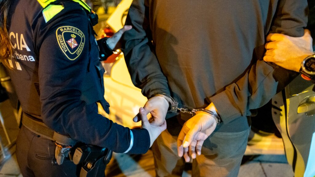 Guardia de la ciudad arrestada