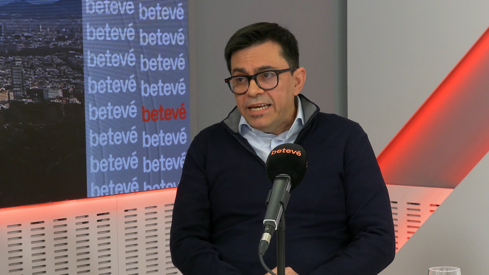 gerardo pisarello